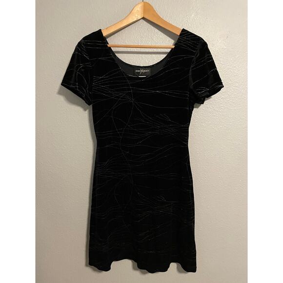 Vintage John Roberts Dress Womens Size 10 Black Velvet Short Sleeve Witchy 90s - Picture 1 of 7